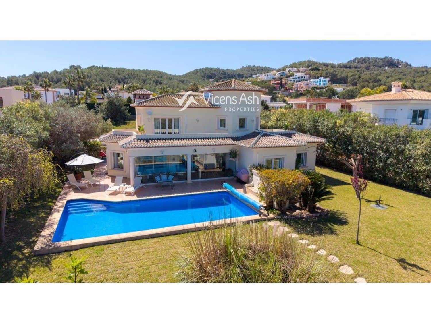 3 bedroom Townhouse for sale in Javea / Xabia with pool - € 949,000 (Ref: 9690482)