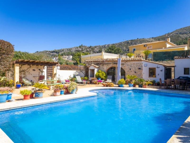 5 chambre Villa/Maison à vendre à Benitachell / Benitatxell avec piscine - 1 150 000 € (Ref: 9714832)