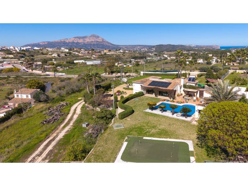 5 chambre Villa/Maison à vendre à Benitachell / Benitatxell avec piscine - 1 150 000 € (Ref: 9714832)