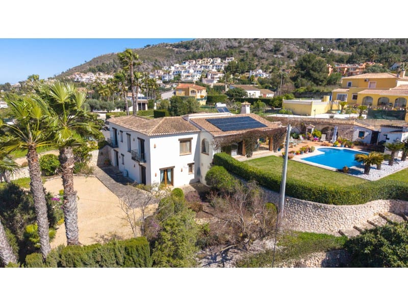 5 chambre Villa/Maison à vendre à Benitachell / Benitatxell avec piscine - 1 150 000 € (Ref: 9714832)