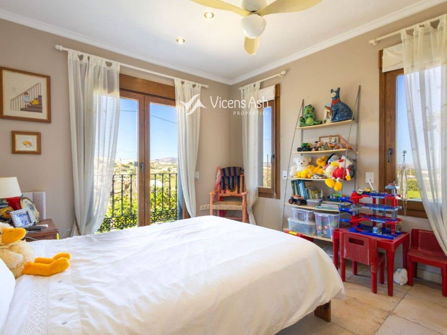 5 bedroom Townhouse for sale in Benitachell / Benitatxell with pool - € 1,150,000 (Ref: 9714832)