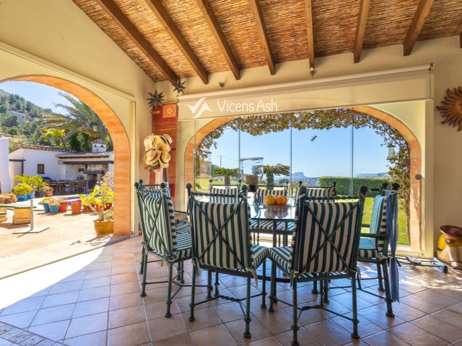 5 bedroom Townhouse for sale in Benitachell / Benitatxell with pool - € 1,150,000 (Ref: 9714832)