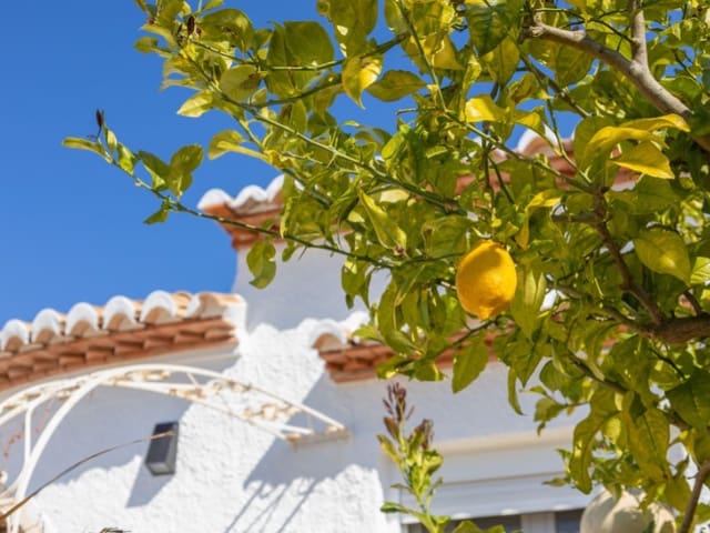 4 slaapkamer Villa te koop in Cap Martí - El Tossalet - Pinomar, Javea / Xàbia met zwembad garage - € 599.000 (Ref: 9726721)