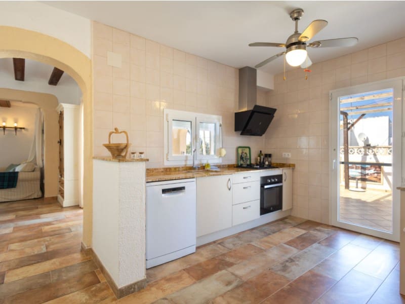 4 makuuhuone Huvila myytävänä paikassa Javea / Xabia mukana uima-altaan 
autotalli - 599 000 € (Ref: 9726721)