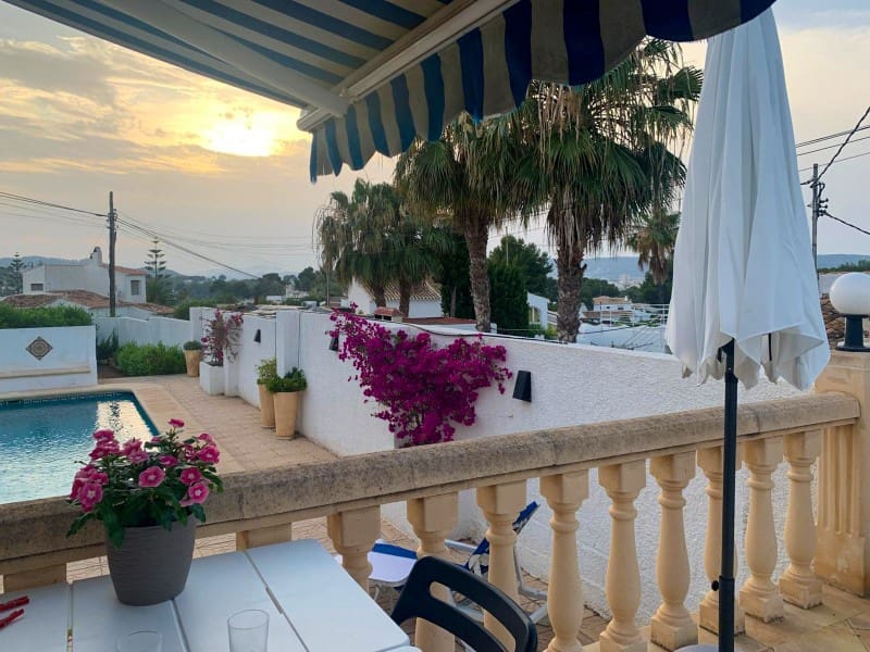 4 makuuhuone Huvila myytävänä paikassa Javea / Xabia mukana uima-altaan 
autotalli - 599 000 € (Ref: 9726721)