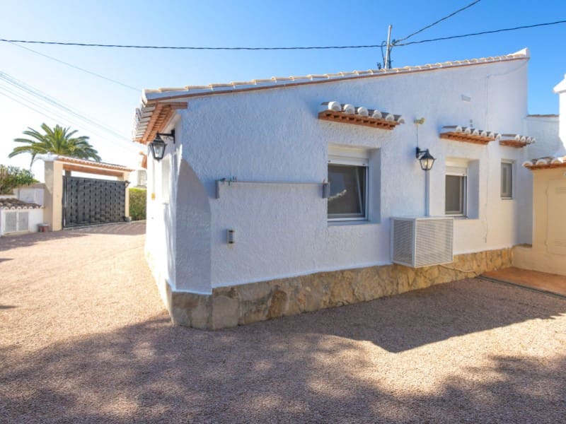 4 makuuhuone Huvila myytävänä paikassa Javea / Xabia mukana uima-altaan 
autotalli - 599 000 € (Ref: 9726721)