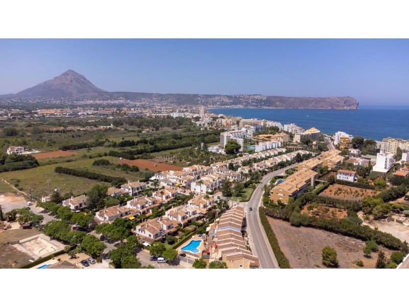 3 bedroom Townhouse for sale in Javea / Xabia - € 495,000 (Ref: 9726723)