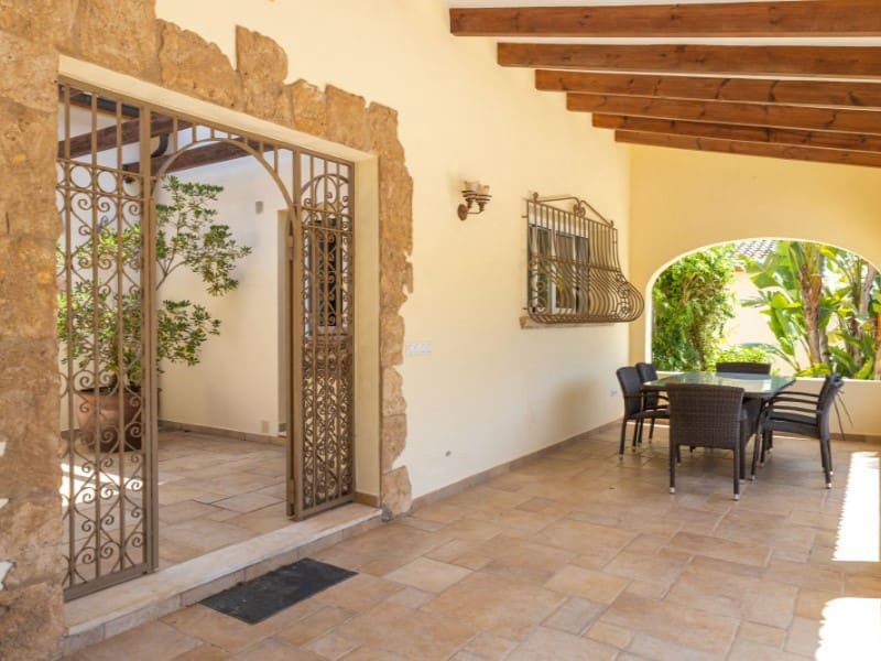 4 quarto Moradia para venda em Javea / Xabia com piscina - 795 000 € (Ref: 9772911)