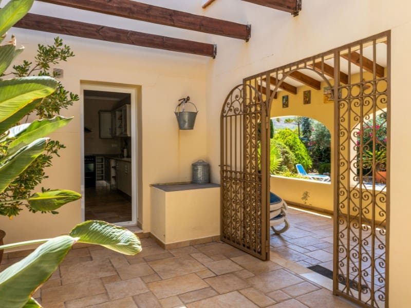 4 quarto Moradia para venda em Javea / Xabia com piscina - 795 000 € (Ref: 9772911)