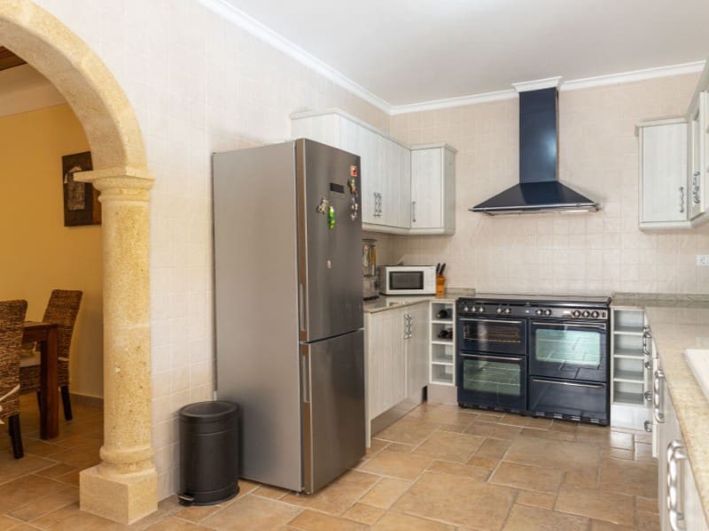 4 quarto Moradia para venda em Javea / Xabia com piscina - 795 000 € (Ref: 9772911)