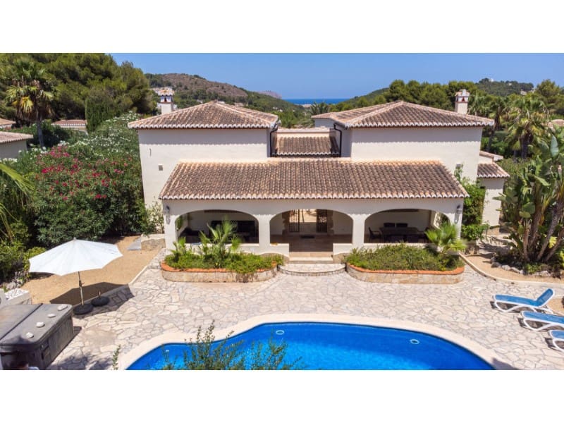 4 quarto Moradia para venda em Javea / Xabia com piscina - 795 000 € (Ref: 9772911)