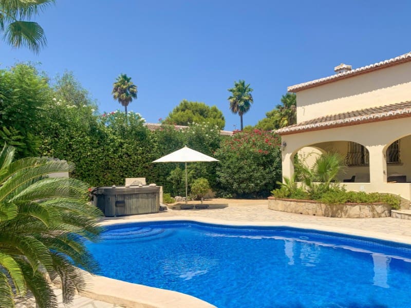 4 quarto Moradia para venda em Javea / Xabia com piscina - 795 000 € (Ref: 9772911)