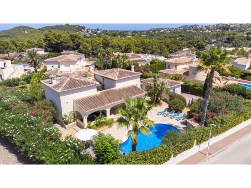 4 quarto Moradia para venda em Javea / Xabia com piscina - 795 000 € (Ref: 9772911)