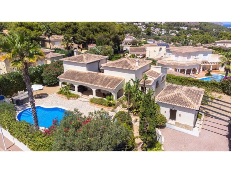 4 quarto Moradia para venda em Javea / Xabia com piscina - 795 000 € (Ref: 9772911)