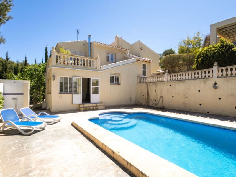 Chalet de 3 habitaciones en Javea / Xàbia en venta con piscina - 525.000 € (Ref: 9796989)