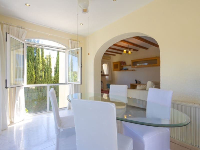 Chalet de 3 habitaciones en Javea / Xàbia en venta con piscina - 525.000 € (Ref: 9796989)