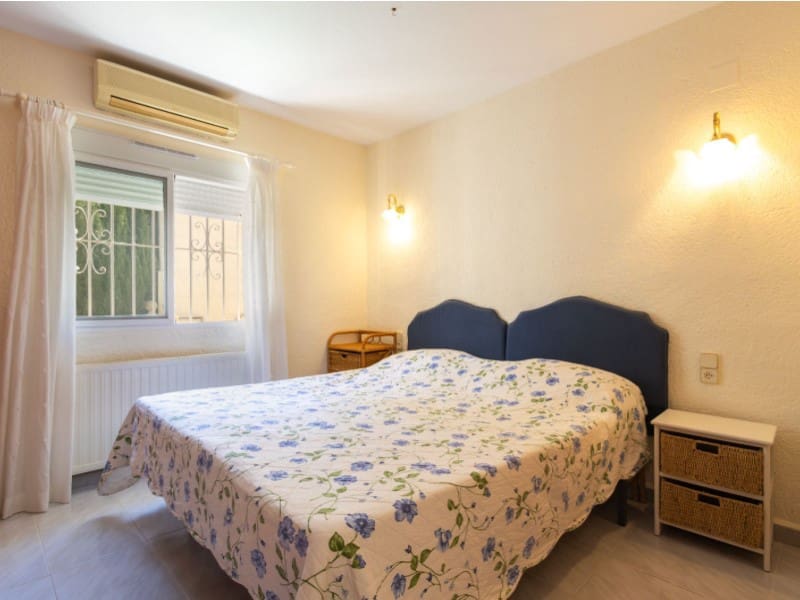 Chalet de 3 habitaciones en Javea / Xàbia en venta con piscina - 525.000 € (Ref: 9796989)