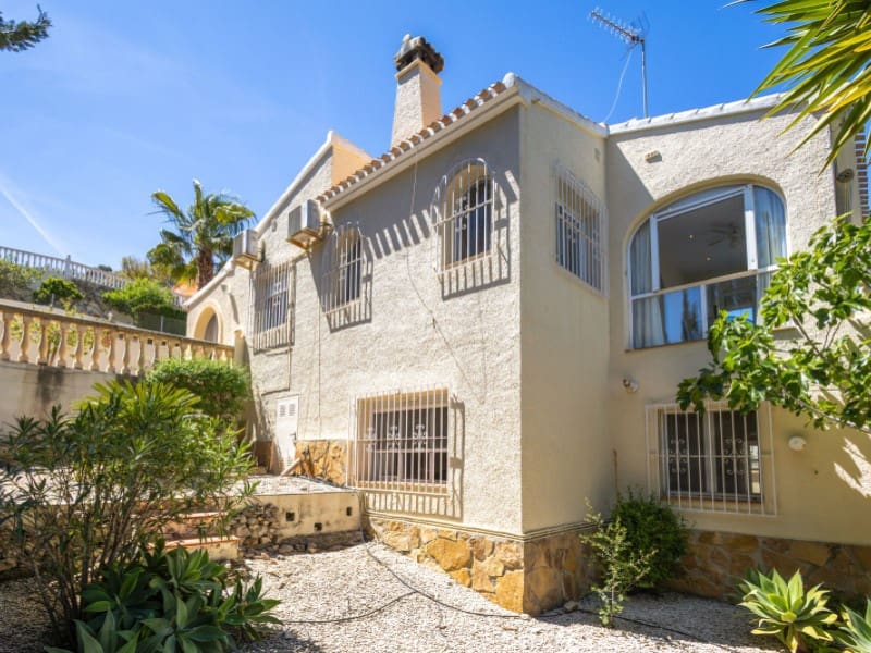Chalet de 3 habitaciones en Javea / Xàbia en venta con piscina - 525.000 € (Ref: 9796989)