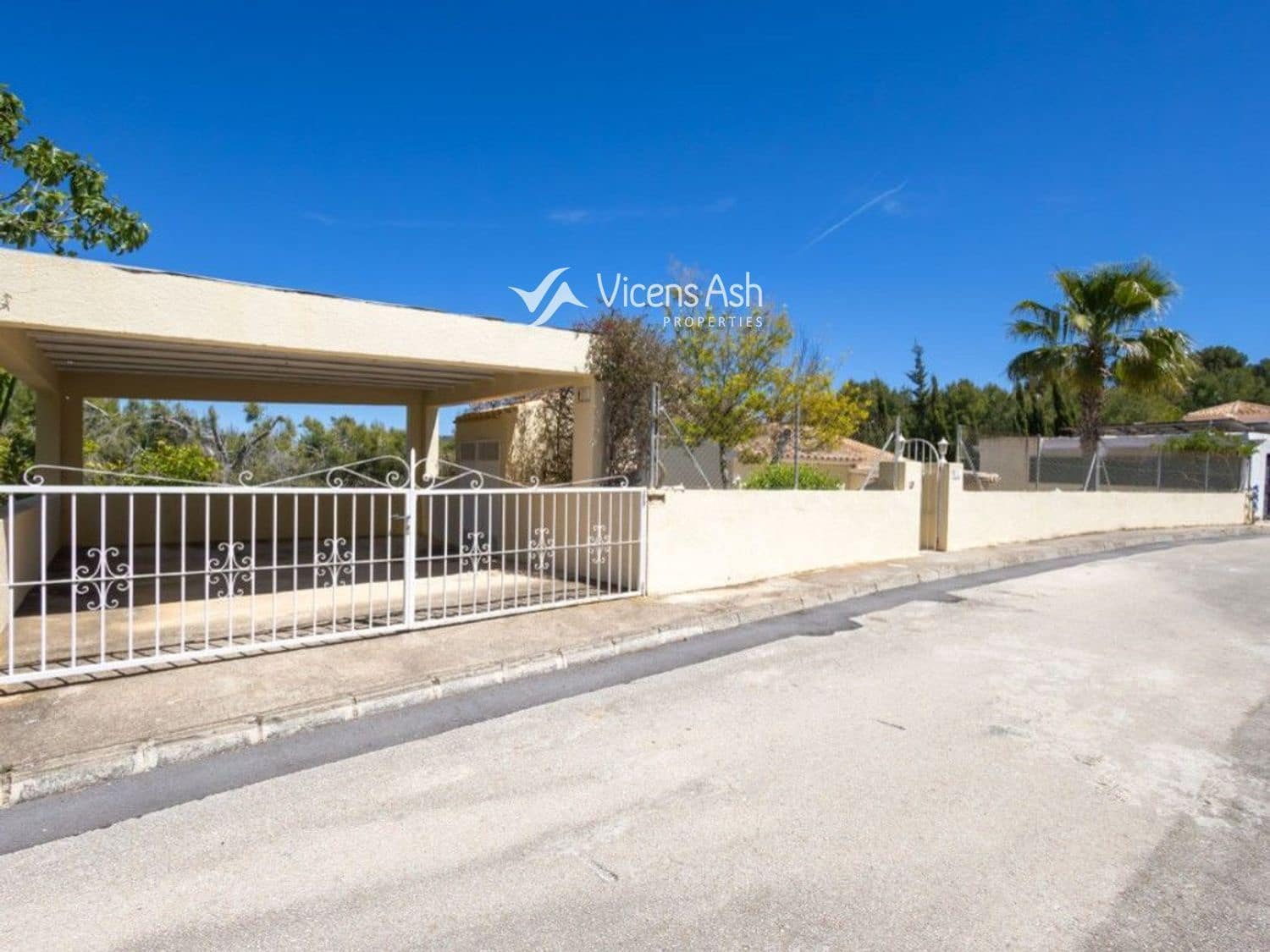 3 bedroom Villa for sale in Javea / Xabia with pool - € 525,000 (Ref: 9796989)