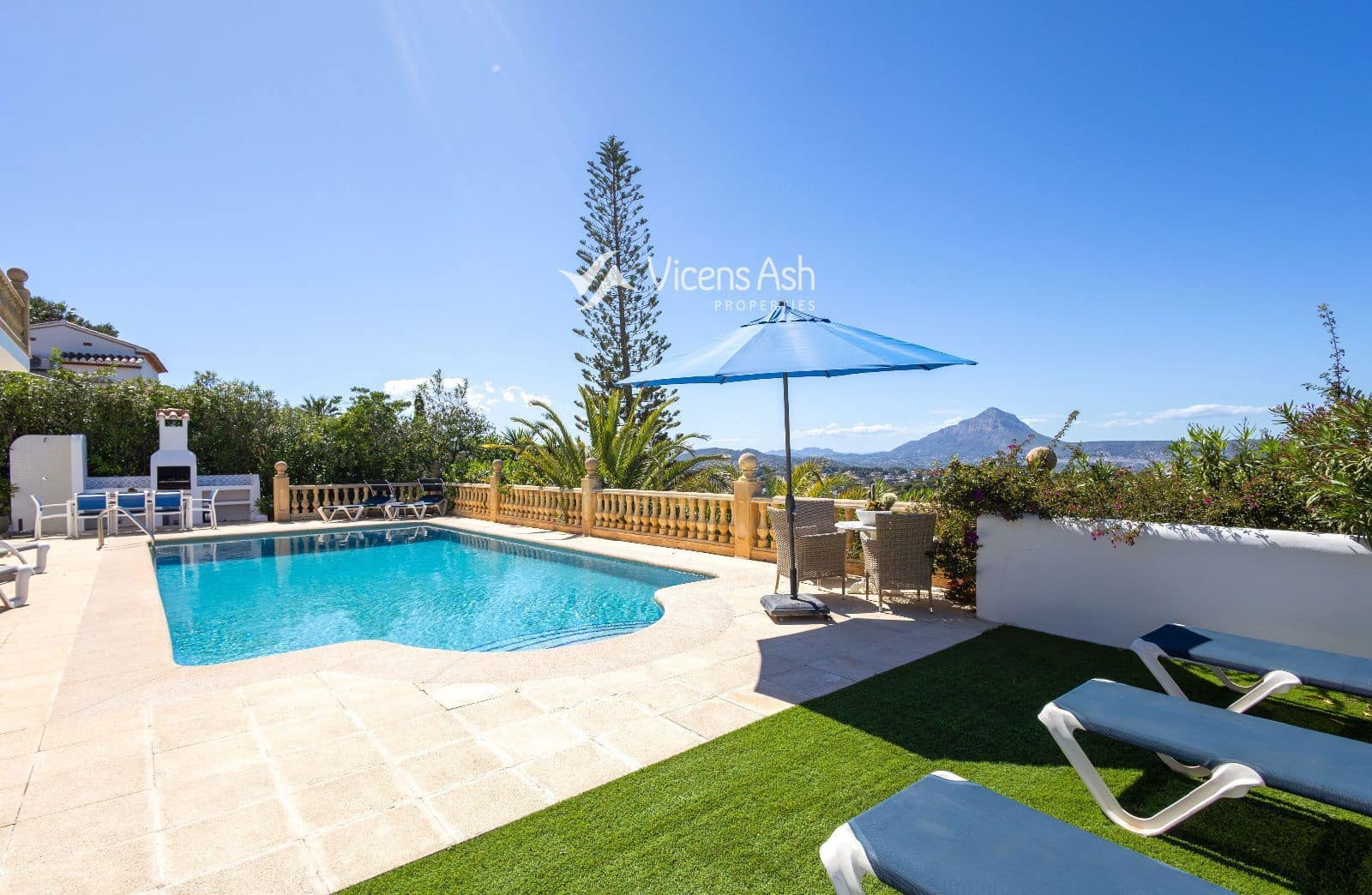 5 bedroom Townhouse for sale in Javea / Xabia with pool garage - € 945,000 (Ref: 9834684)