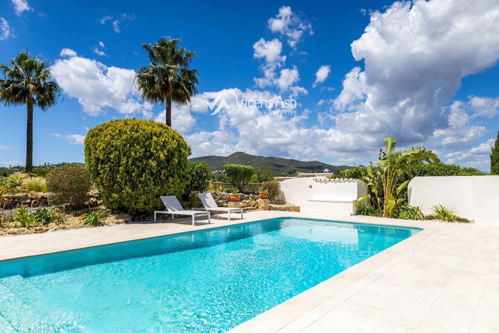 5 bedroom Townhouse for sale in Javea / Xabia with pool - € 1,395,000 (Ref: 9838697)