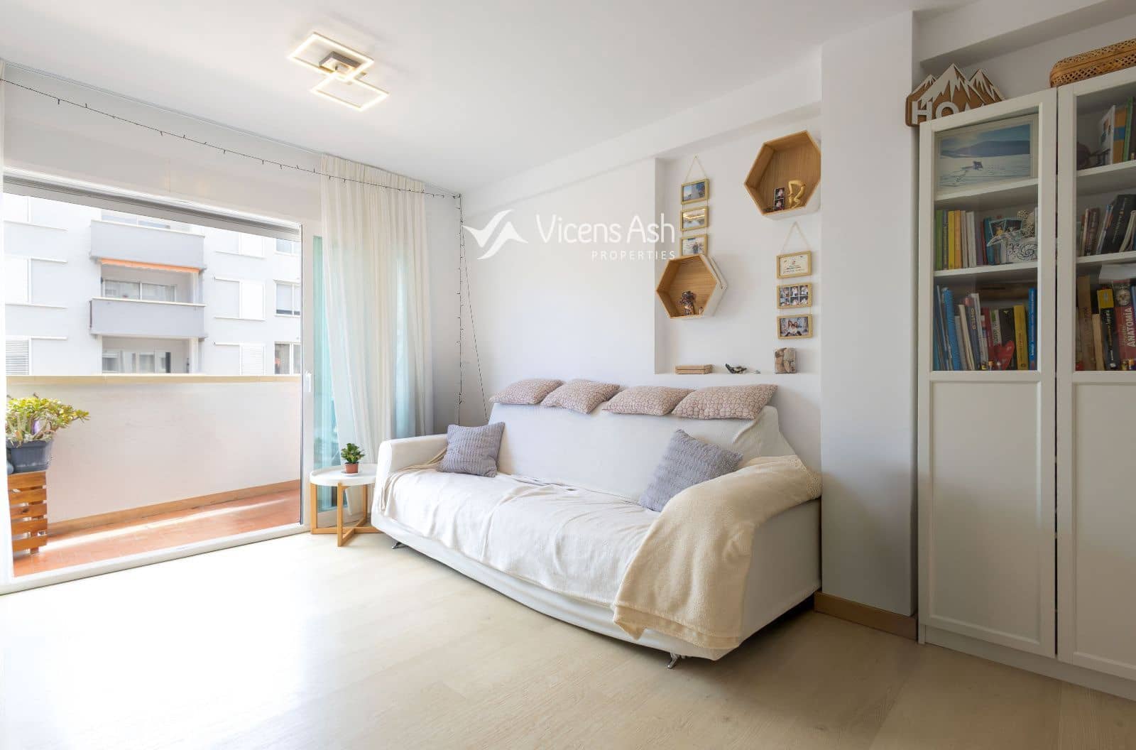 2 bedroom Flat for sale in Javea / Xabia with garage - € 285,000 (Ref: 9841594)