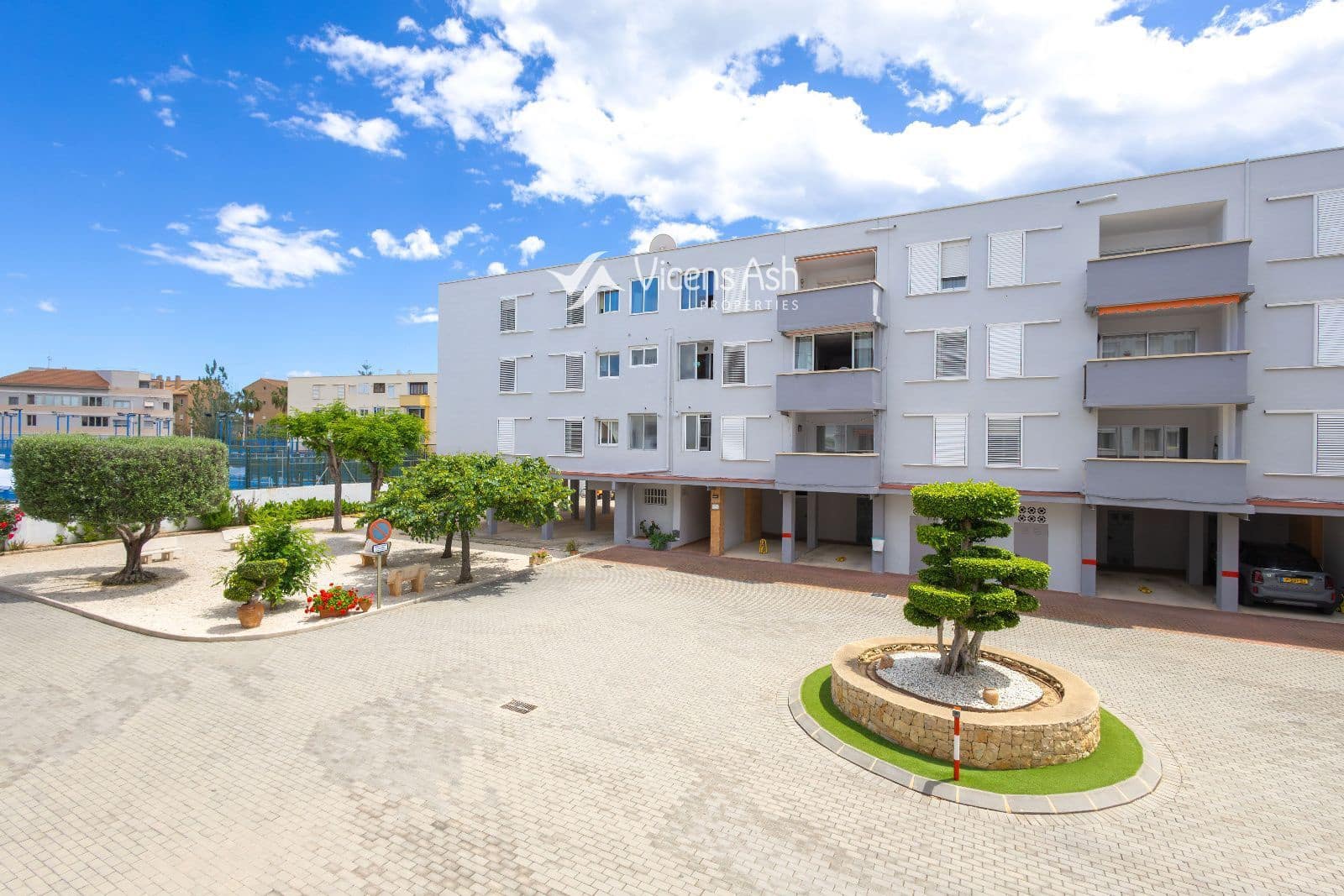2 bedroom Flat for sale in Javea / Xabia with garage - € 285,000 (Ref: 9841594)