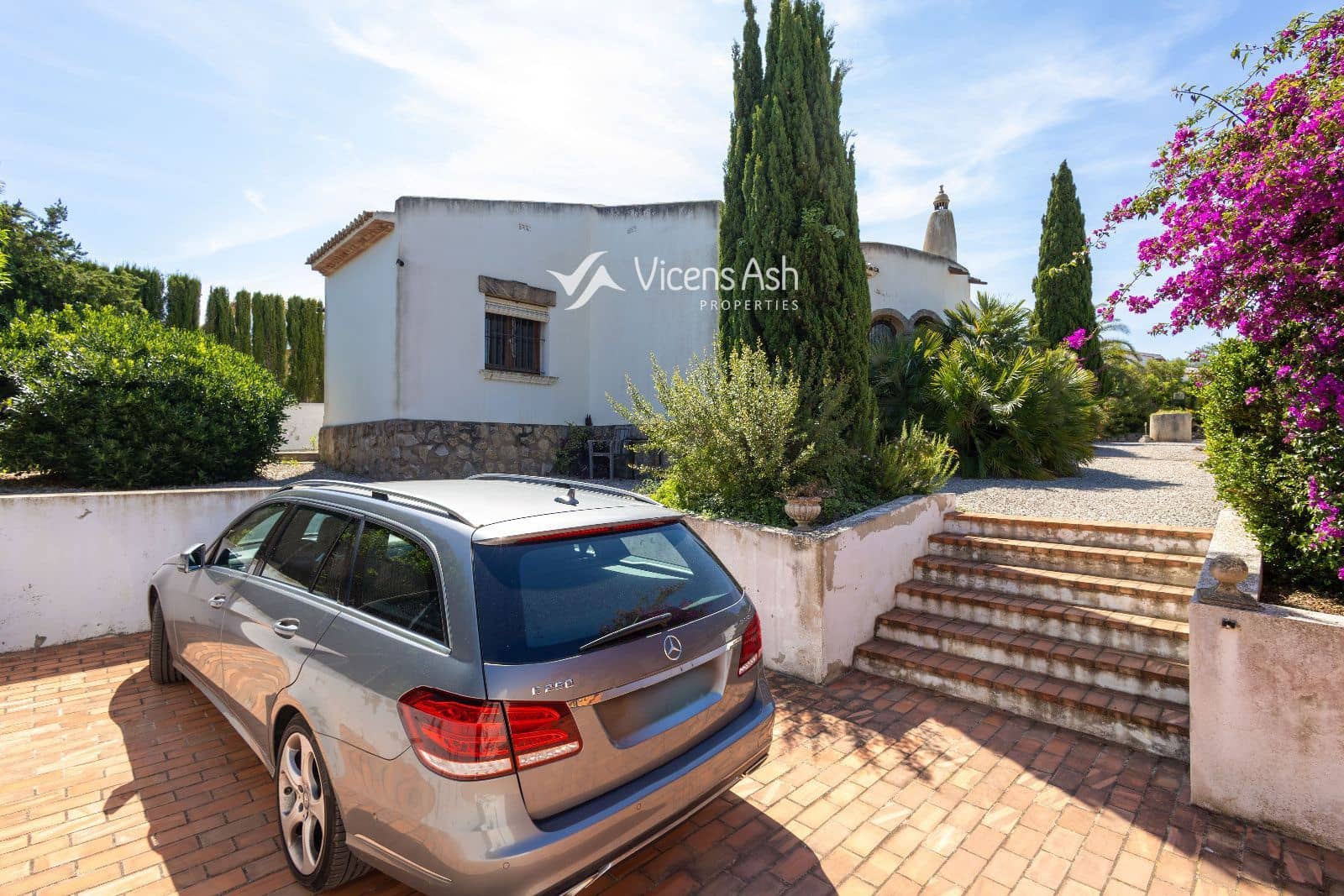 2 bedroom Townhouse for sale in Javea / Xabia - € 495,000 (Ref: 9854529)