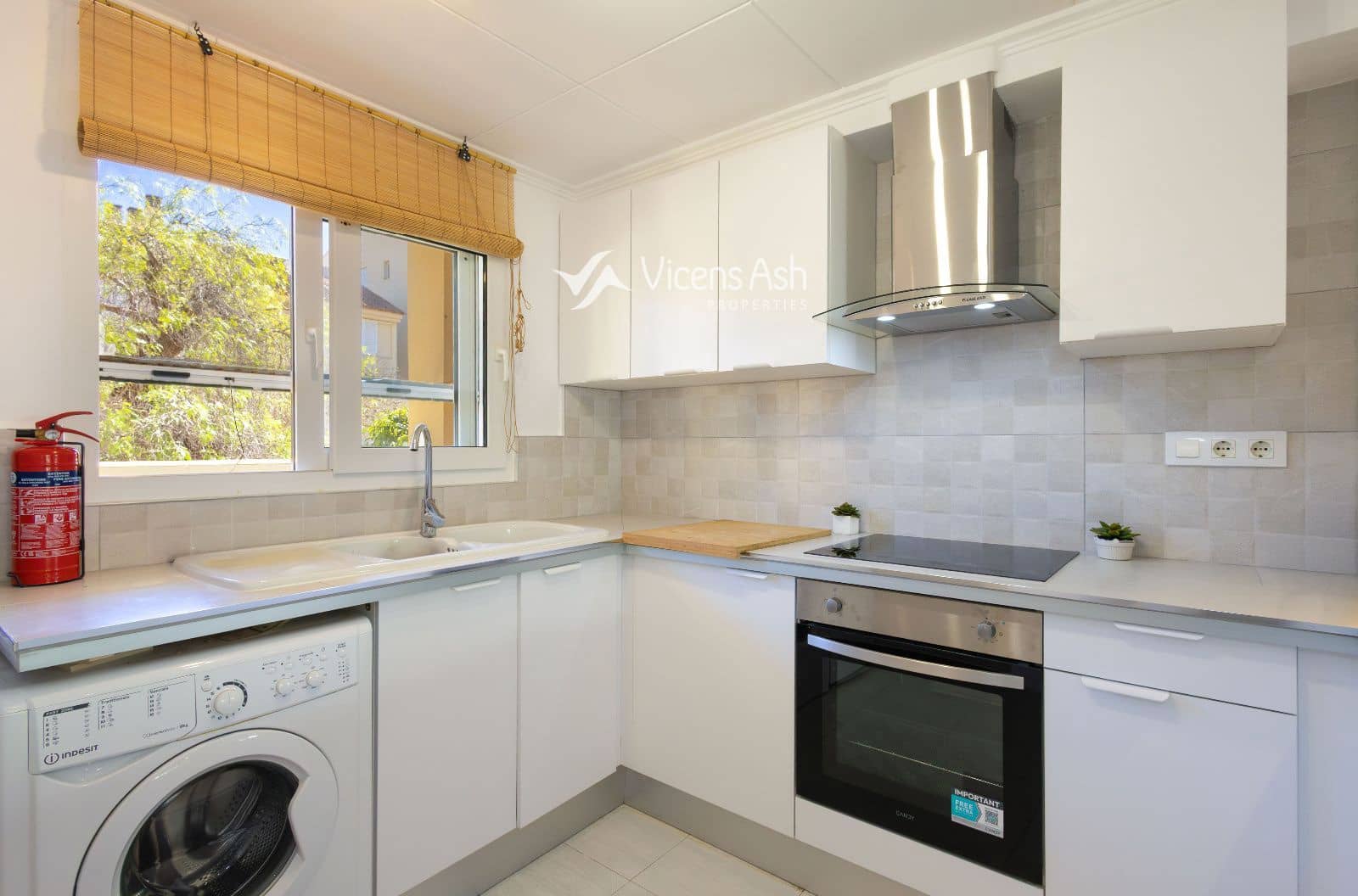 2 bedroom Flat for sale in Javea / Xabia with pool - € 360,000 (Ref: 9863568)