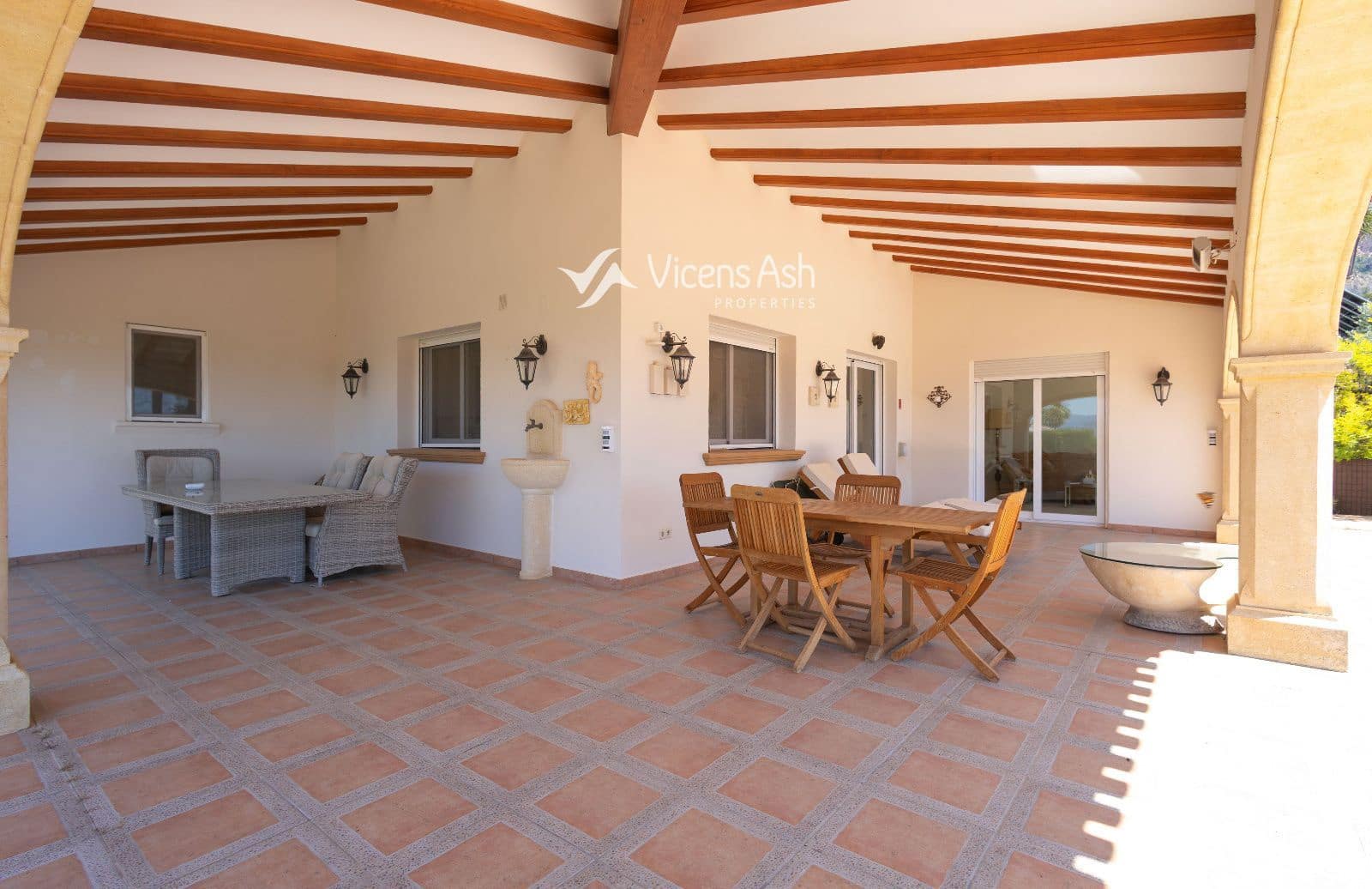 5 soverom Hus til salgs i Javea / Xabia med svømmebasseng garasje - € 1 500 000 (Ref: 9863569)