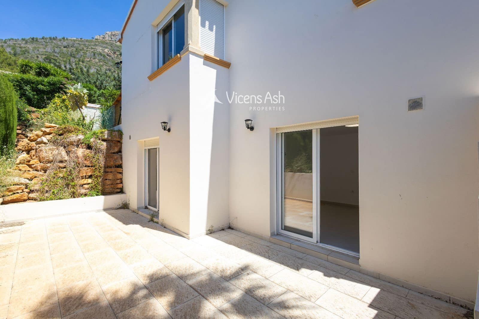5 soverom Hus til salgs i Javea / Xabia med svømmebasseng garasje - € 1 500 000 (Ref: 9863569)