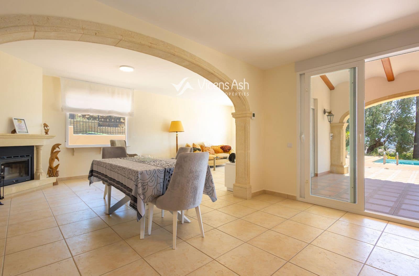 5 soverom Hus til salgs i Javea / Xabia med svømmebasseng garasje - € 1 500 000 (Ref: 9863569)