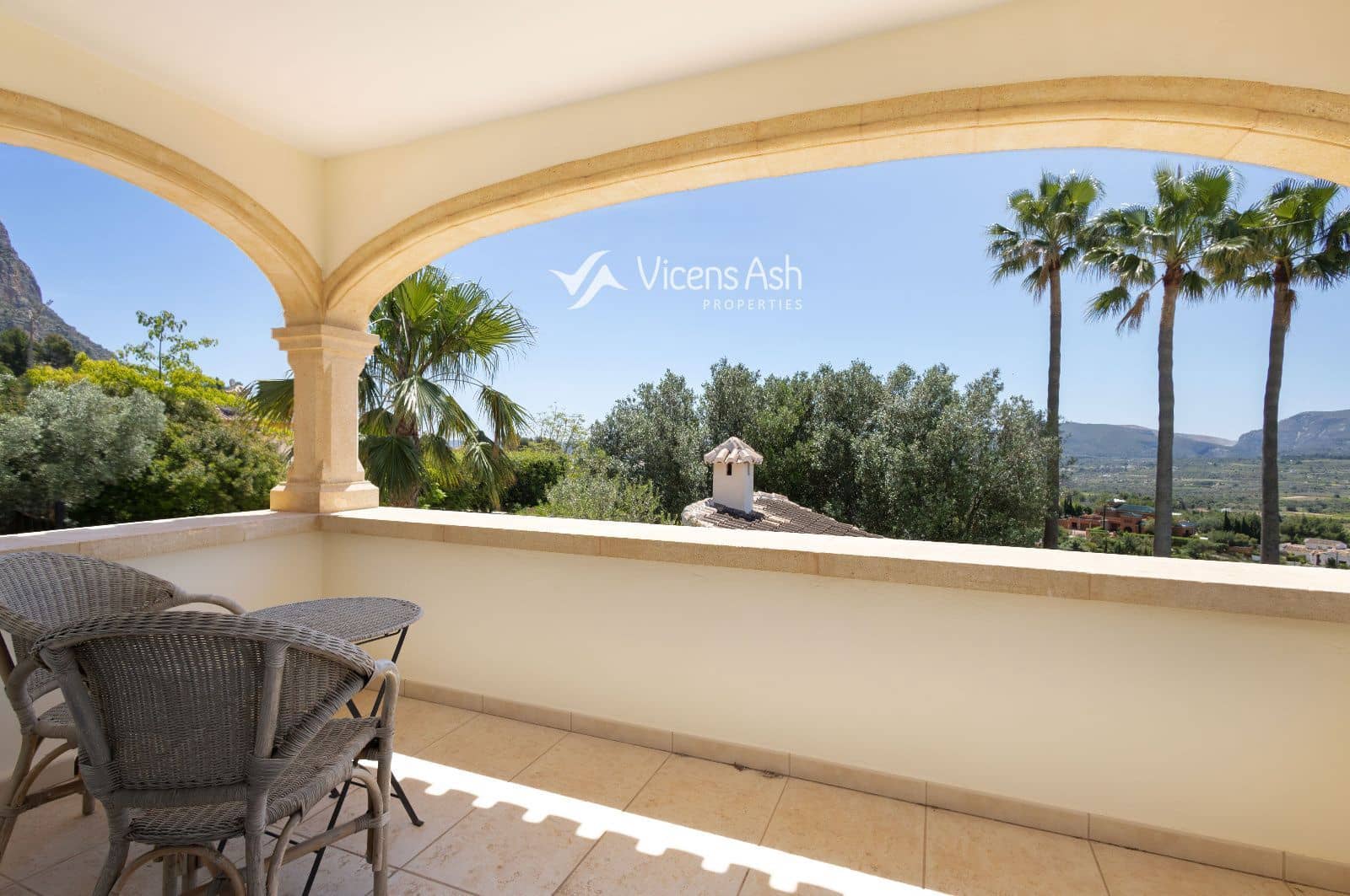 5 soverom Hus til salgs i Javea / Xabia med svømmebasseng garasje - € 1 500 000 (Ref: 9863569)