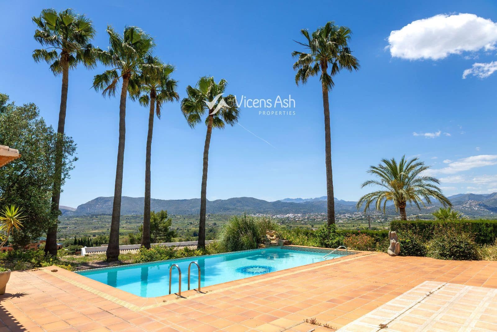 5 soverom Hus til salgs i Javea / Xabia med svømmebasseng garasje - € 1 500 000 (Ref: 9863569)