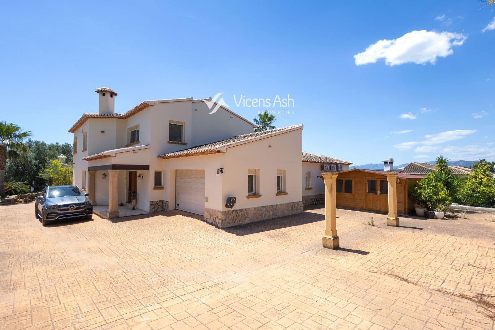 5 soverom Hus til salgs i Javea / Xabia med svømmebasseng garasje - € 1 500 000 (Ref: 9863569)