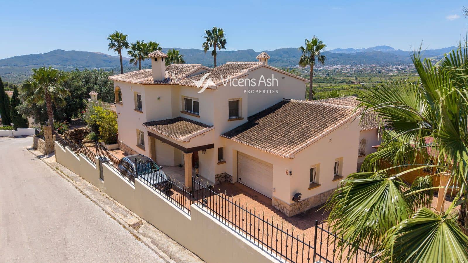 5 soverom Hus til salgs i Javea / Xabia med svømmebasseng garasje - € 1 500 000 (Ref: 9863569)