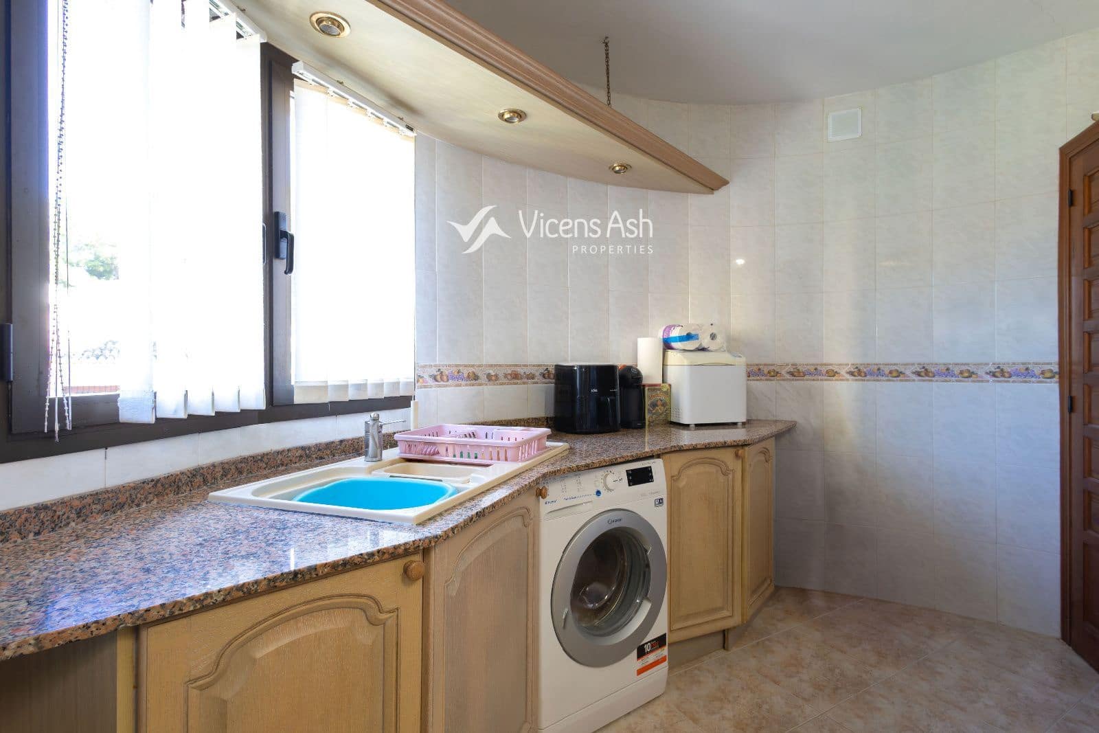 4 quarto Casa em Banda para venda em Javea / Xabia com piscina - 599 000 € (Ref: 9863570)