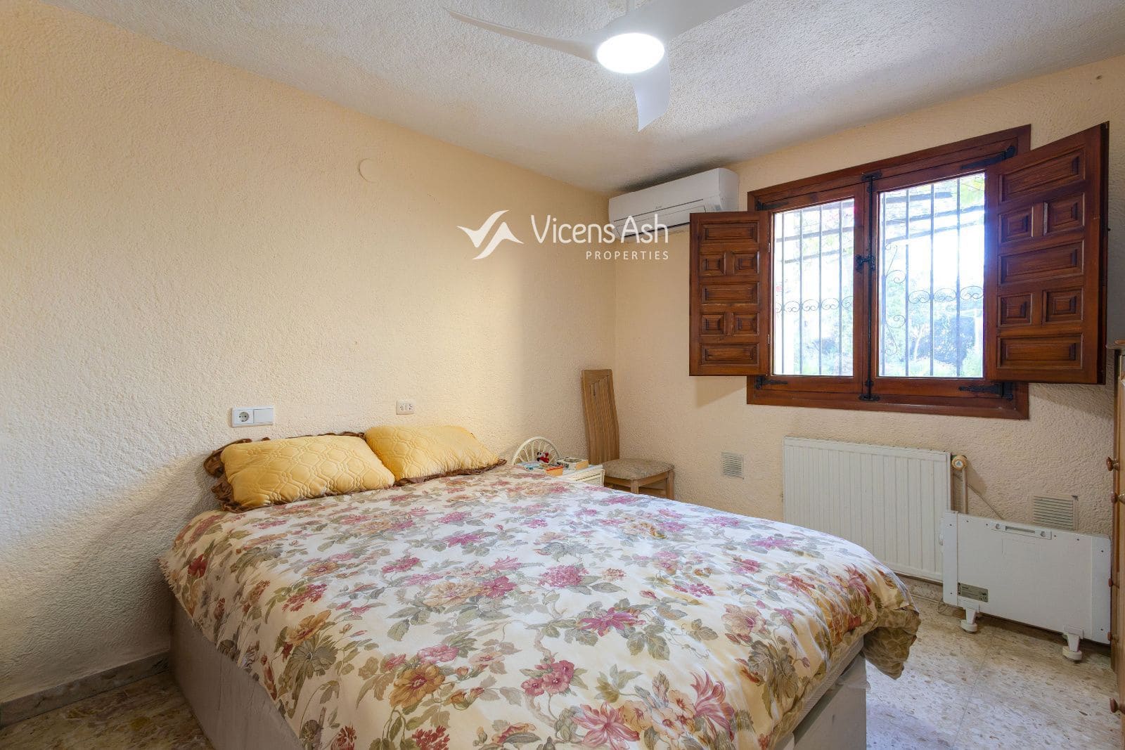4 quarto Casa em Banda para venda em Javea / Xabia com piscina - 599 000 € (Ref: 9863570)