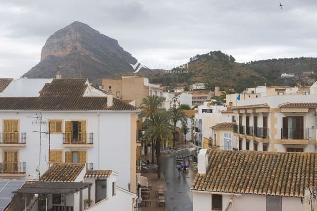 5 chambre Penthouse à vendre à Centro ciudad, Javea / Xàbia - 240 000 € (Ref: 9863656)