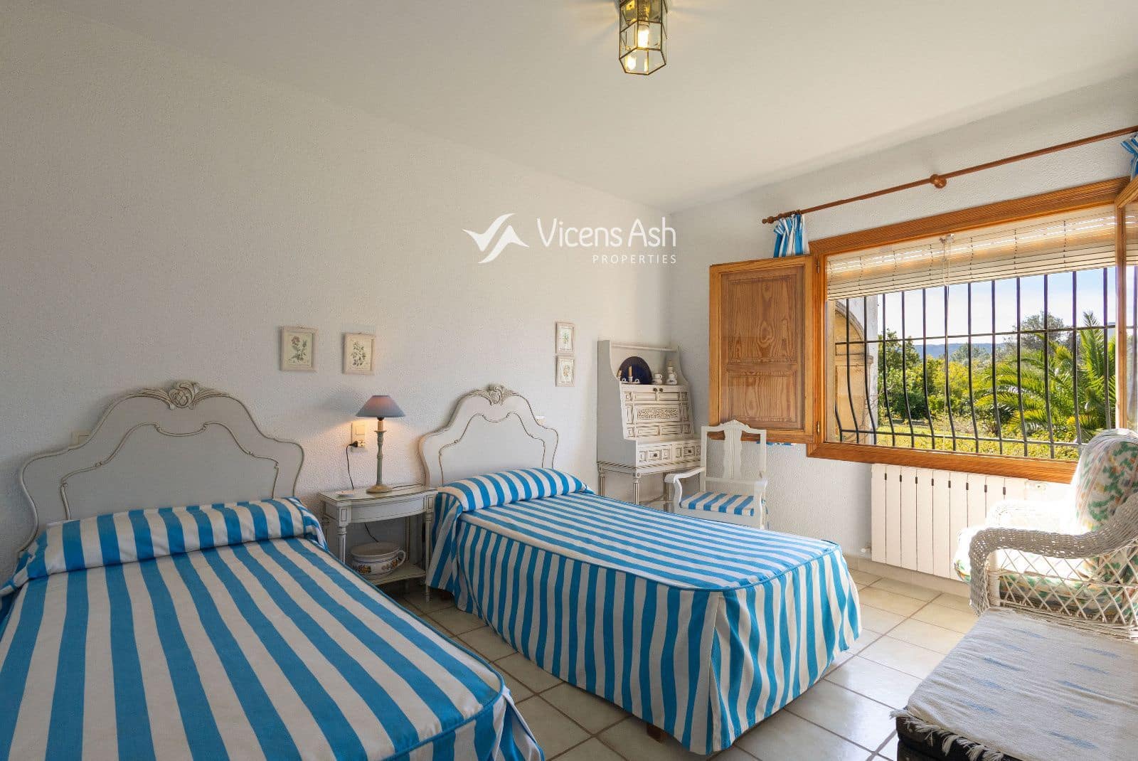 4 soverom Hus til salgs i Javea / Xabia med svømmebasseng garasje - € 1 840 000 (Ref: 9866107)