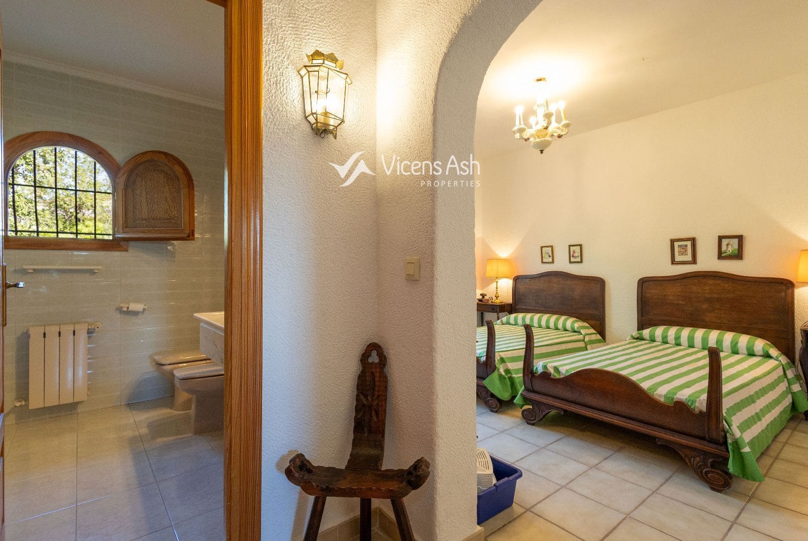 4 soverom Hus til salgs i Javea / Xabia med svømmebasseng garasje - € 1 840 000 (Ref: 9866107)