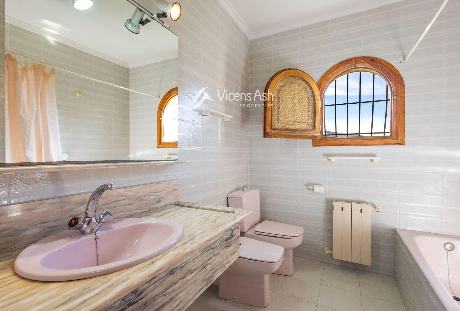 4 soverom Hus til salgs i Javea / Xabia med svømmebasseng garasje - € 1 840 000 (Ref: 9866107)