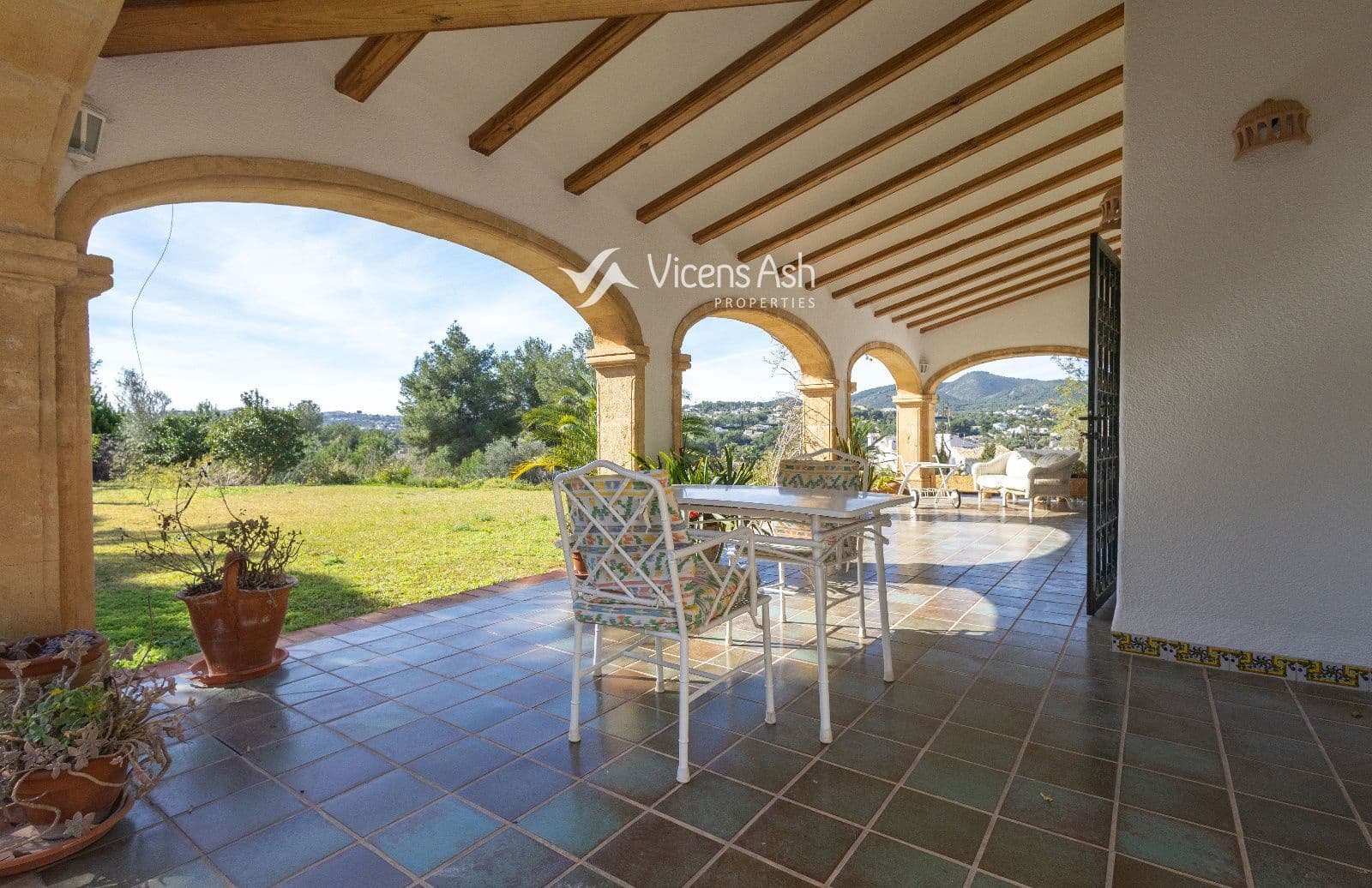 4 soverom Hus til salgs i Javea / Xabia med svømmebasseng garasje - € 1 840 000 (Ref: 9866107)