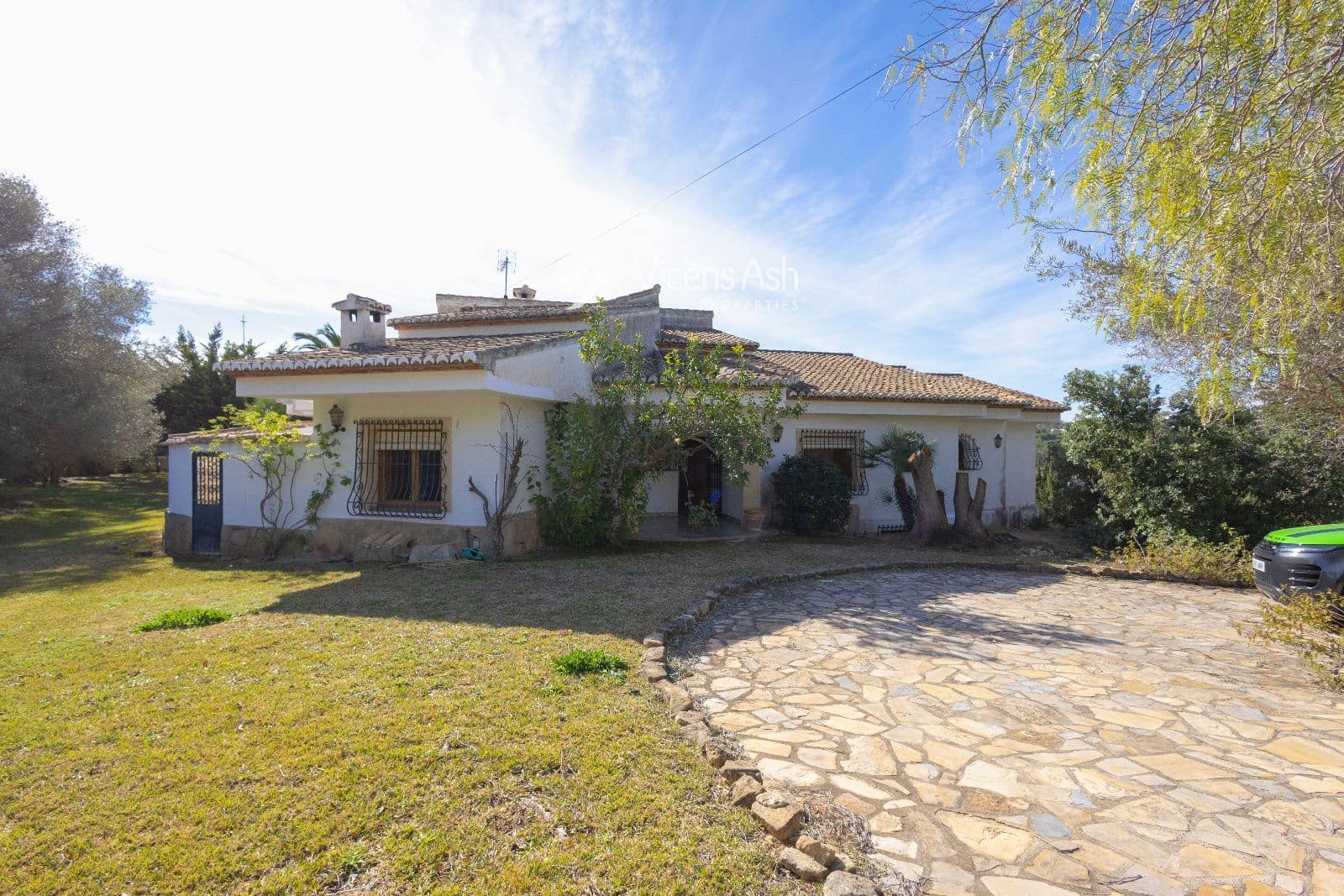 4 soverom Hus til salgs i Javea / Xabia med svømmebasseng garasje - € 1 840 000 (Ref: 9866107)