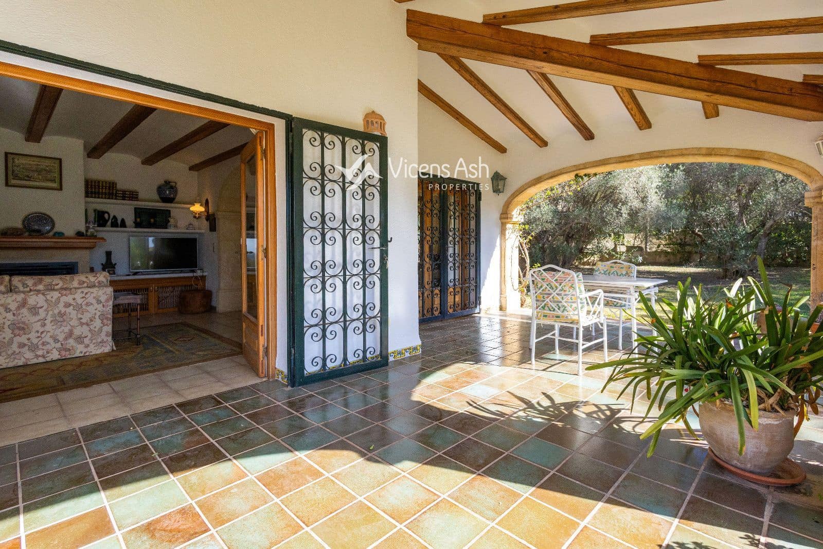 4 soverom Hus til salgs i Javea / Xabia med svømmebasseng garasje - € 1 840 000 (Ref: 9866107)