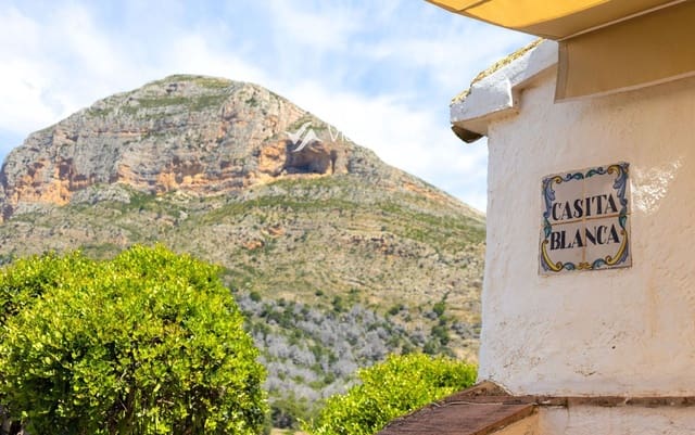 4 soveværelse Byhus til salg i Montgó - Ermita, Javea / Xàbia med swimmingpool garage - € 750.000 (Ref: 9867707)