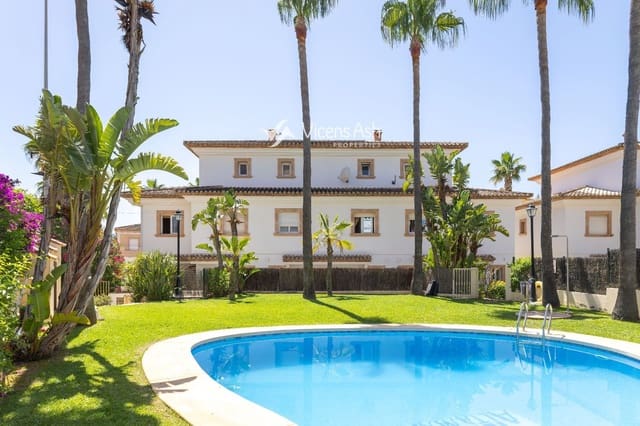 3 quarto Casa em Banda para venda em Javea / Xàbia com piscina - 420 000 € (Ref: 9908968)