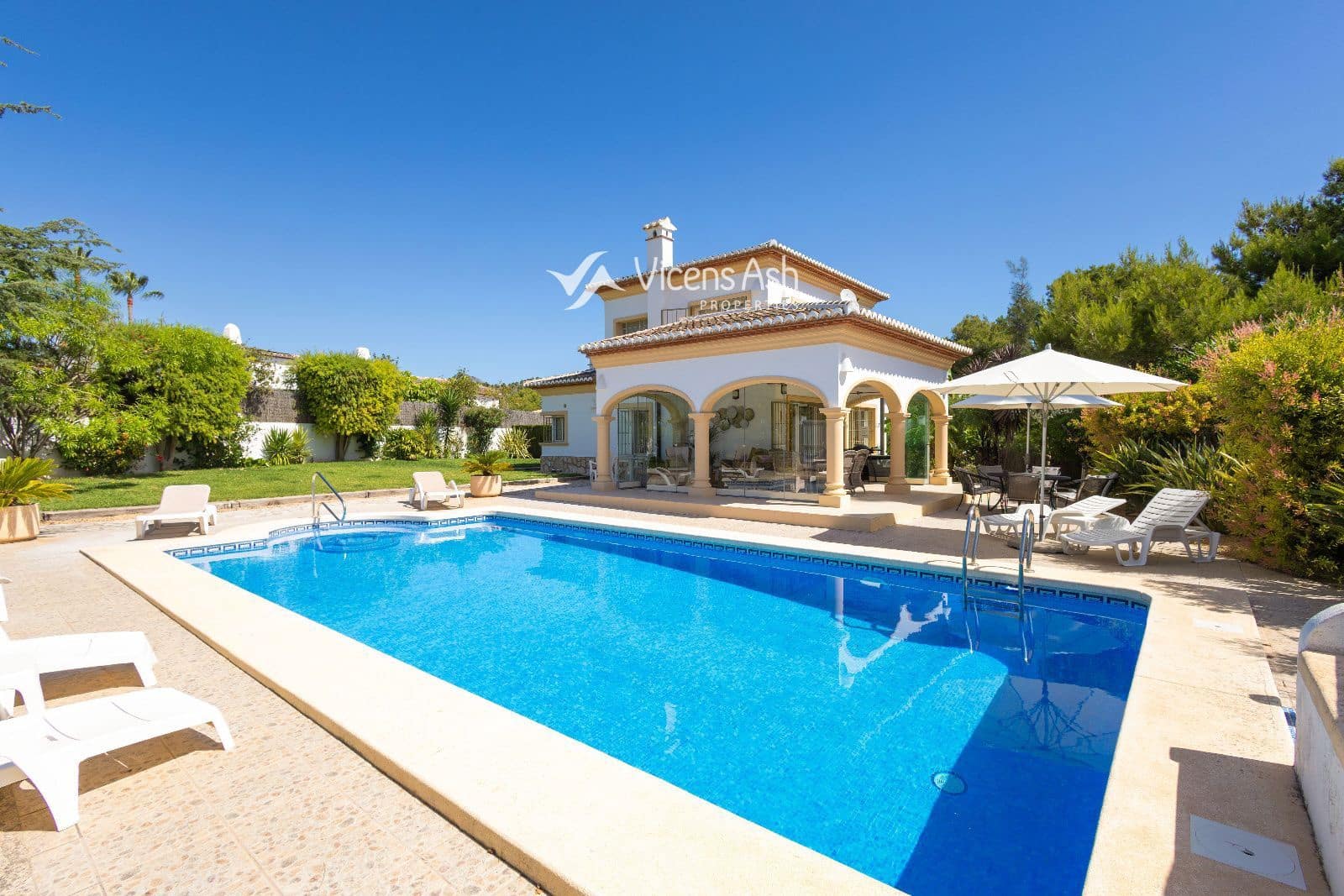 3 quarto Casa em Banda para venda em Javea / Xabia com piscina garagem - 720 000 € (Ref: 9928500)