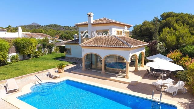 3 quarto Casa em Banda para venda em Partides comunes - Adsubia, Javea / Xàbia com piscina garagem - 720 000 € (Ref: 9928500)