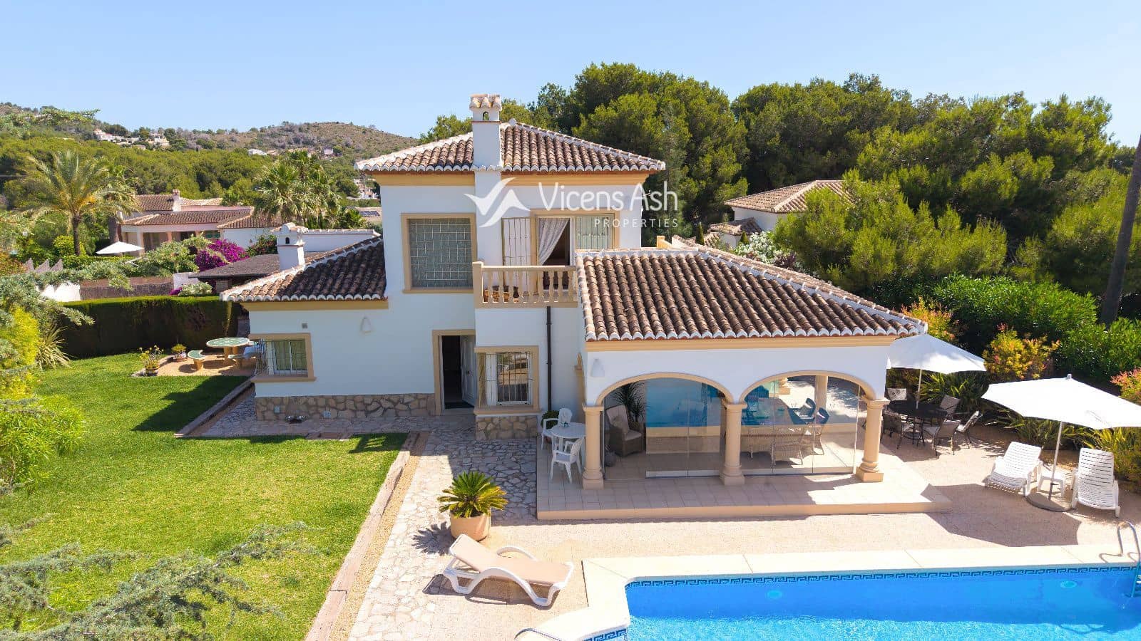 3 quarto Casa em Banda para venda em Javea / Xabia com piscina garagem - 720 000 € (Ref: 9928500)